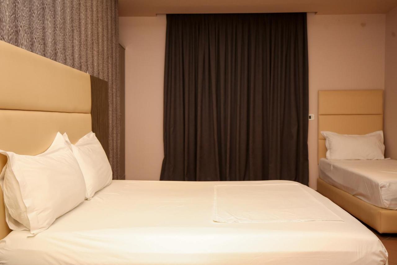 Hotel Aliko Radhime Luaran gambar