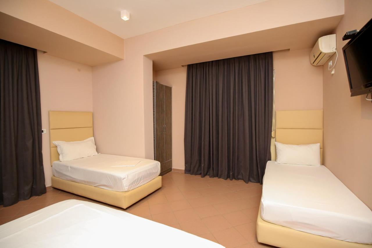 Hotel Aliko Radhime Luaran gambar