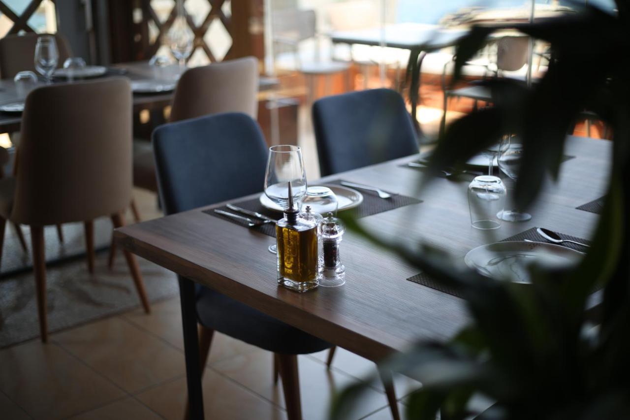 Hotel Aliko Radhime Luaran gambar